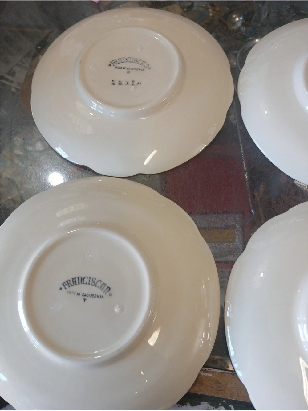4 Franciscan Desert Rose Saucers. Mixed vintage. Replacement saucers. - Picture 3 of 3